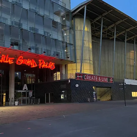Kapsül Otel Zenith Grand Palais
